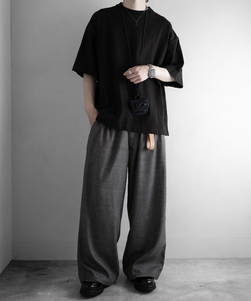 RUUBON(ルーボン)の「【RUUBON】3tuck straight wide pants/スリータック ストレートワイドパンツ(スラックス・メンズ・ブラック/グレー/ブラック系1・L/M/S)」の6枚目の写真