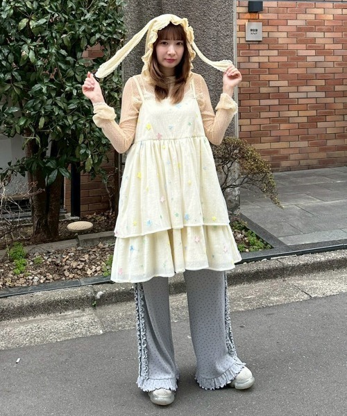Candy Stripper(キャンディストリッパー)の「FLOWER WAFFLE LAYERED パンツ(その他パンツ・レディース・アイボリー/グレー/オフホワイト・FREE)」の12枚目の写真