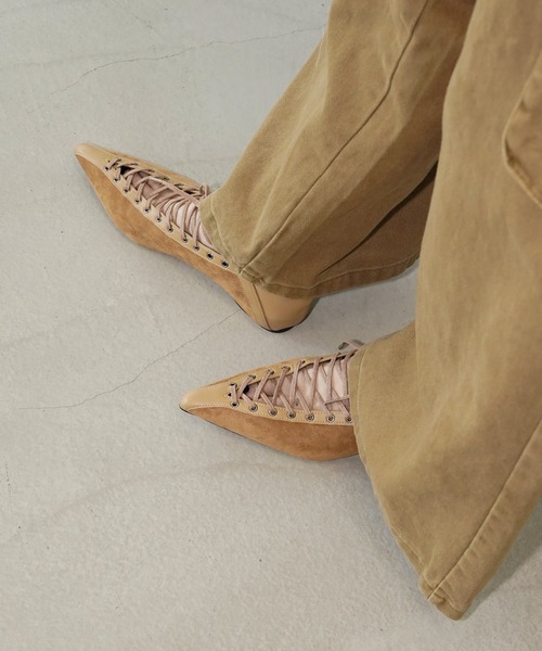 chuclla(チュクラ)の「レースアップポインテッドフラットシューズ chs26s022(パンプス・レディース・ブラック/ベージュ・36/37/38/39)」の17枚目の写真