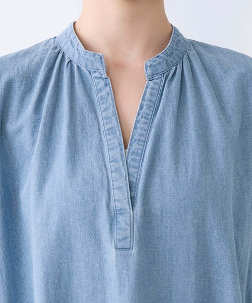 MICA&DEAL(マイカ&ディール)の「スキッパーデニムワンピース(ワンピース・レディース・ライトブルー・FREE)」の12枚目の写真