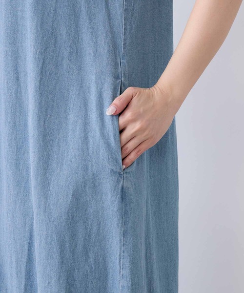 MICA&DEAL(マイカ&ディール)の「スキッパーデニムワンピース(ワンピース・レディース・ライトブルー・FREE)」の14枚目の写真