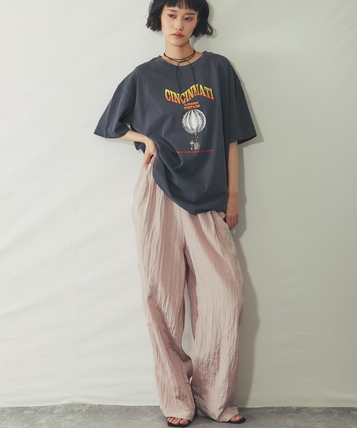 ANOTHER S(アナザーエス)の「ヴィンテージプリントオーバーサイズロンT(Tシャツ/カットソー・レディース・チャコールグレー/オレンジ/グレイッシュベージュ・M)」の13枚目の写真