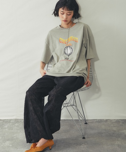 ANOTHER S(アナザーエス)の「ヴィンテージプリントオーバーサイズロンT(Tシャツ/カットソー・レディース・チャコールグレー/オレンジ/グレイッシュベージュ・M)」の19枚目の写真