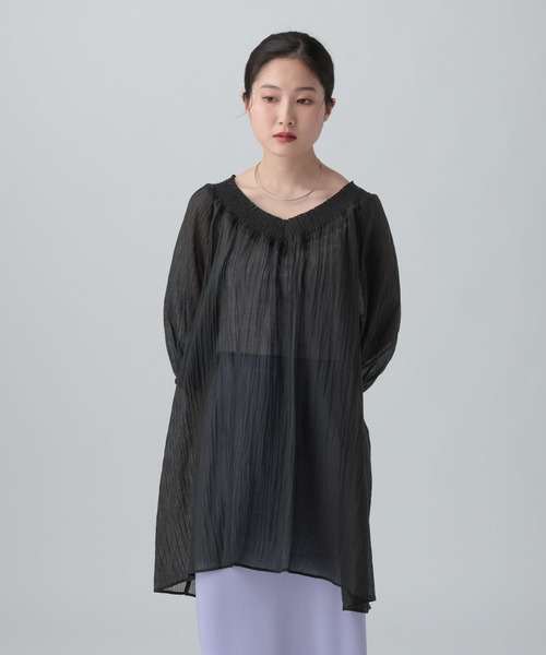 LEPSIM(レプシィム)の「ネックギャザーVチュニックSS 668078(シャツ/ブラウス・レディース・オフホワイト/チェリーレッド/ブラウン/ブラック・FREE)」の20枚目の写真