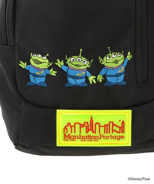 Manhattan Portage（マンハッタンポーテージ）の「Little Italy Crossbody Bag / TOY STORY（ボディバッグ/ウエストポーチ・レディース・ブラック・X-SMALL）」の11枚目の写真