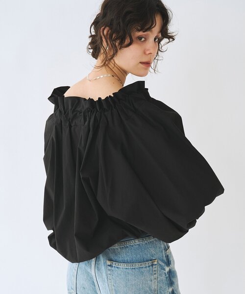 Whim Gazette(ウィムガゼット)の「コットンタイプライターギャザーブラウス/セットアップ可(シャツ/ブラウス・レディース・ブラック/サックスブルー/オフホワイト/バーガンディー・FREE)」の13枚目の写真