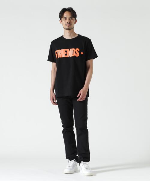 VLONE(ヴィーロン)の「VLONE/ヴィーロン/CLASSIC LOGO-FRIENDS TEE(Tシャツ/カットソー・メンズ・ブラック・L/XL/M)」の13枚目の写真