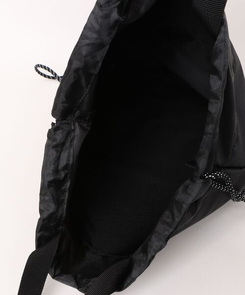 THRASHER(スラッシャー)の「THRASHER スラッシャー ナップサック 巾着バッグ(ST)(ショルダーバッグ・レディース・ブルー/ホワイト/ピンク・FREE)」の6枚目の写真