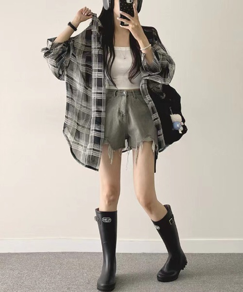 yuue' ( wear )(ユーイ)の「オーバーサイズチェック柄シアーシャツパーカー/冷房対策(パーカー・レディース・ブラック/ホワイト・FREE)」の5枚目の写真