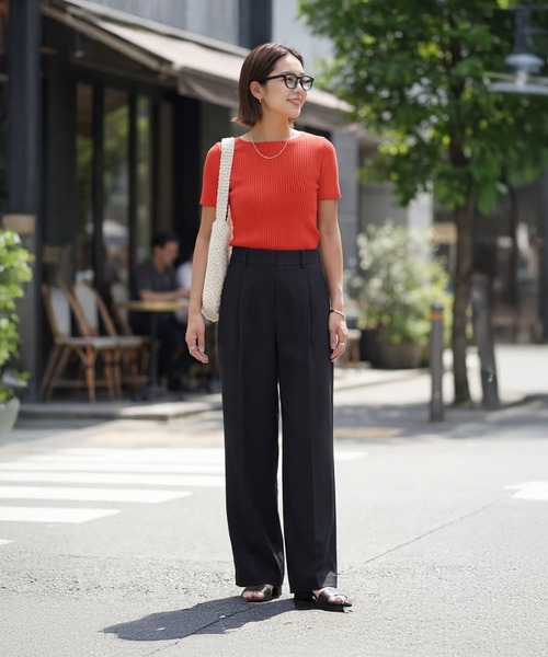 STYLE DELI(スタイルデリ)の「サラッと涼感ストレートタックパンツ73cm(スラックス・レディース・サンドグレー/ブラック・L/FREE)」の5枚目の写真