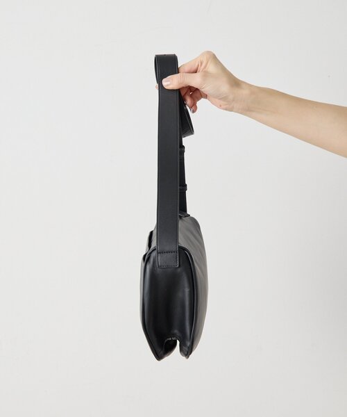 ear PAPILLONNER(イアパピヨネ)の「sampo×earコラボスワローマチショルダーバッグS《本革》(ショルダーバッグ・レディース・キャメル/ブラック・FREE)」の9枚目の写真