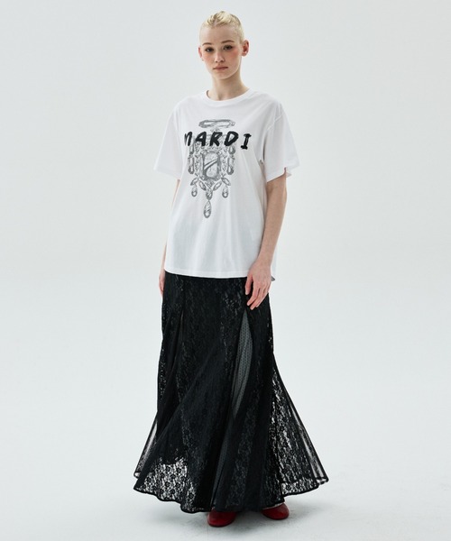 Mardi Mercredi（マルディメクルディ）の「TSHIRT BIJOU BRUSH LOGO MARDI / Tシャツ ビジュー ブラッシュ ロゴ マルディ（Tシャツ/カットソー・レディース・ブラック×レッド・FREE）」の9枚目の写真
