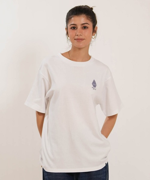 ムラサキスポーツ(ムラサキスポーツ)の「【ムラサキスポーツ限定】MURASAKI ムラサキ × VOLCOM ボルコム 半袖 コラボレーション Tシャツ BG05CU03(Tシャツ/カットソー・レディース・ホワイト/イエロー・M/L)」の15枚目の写真