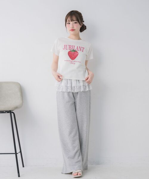 ems excite(エムズエキサイト)の「ストロベリープリントTシャツ(Tシャツ/カットソー・レディース・ホワイト/ピンク/ブラック・FREE)」の9枚目の写真