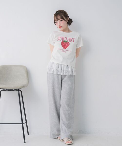 ems excite(エムズエキサイト)の「ストロベリープリントTシャツ(Tシャツ/カットソー・レディース・ホワイト/ピンク/ブラック・FREE)」の10枚目の写真
