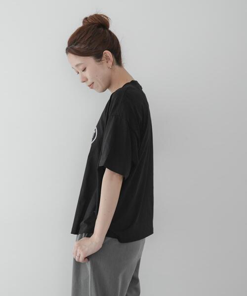 Carhartt(カーハート)の「CARHARTT SHORT-SLEEVE CLOUD HEART T-SHIRTS(Tシャツ/カットソー・レディース・ブラック/ホワイト・MEDIUM/SMALL)」の11枚目の写真