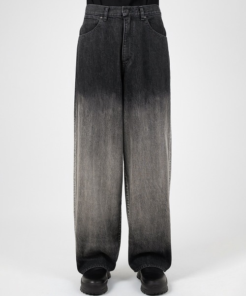 LAD MUSICIAN(ラッドミュージシャン)の「11.5oz GRADATION DENIM BAGGY PANTS(デニムパンツ・メンズ・ブラック系・42)」の2枚目の写真