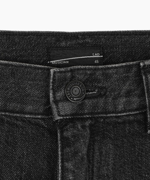 LAD MUSICIAN(ラッドミュージシャン)の「11.5oz GRADATION DENIM BAGGY PANTS(デニムパンツ・メンズ・ブラック系・42)」の5枚目の写真