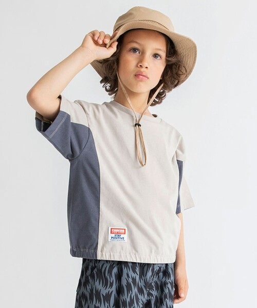 BRANSHES(ブランシェス)の「【接触冷感/吸水速乾/UVカット/遮熱】Raylock半袖Tシャツ(Tシャツ/カットソー・キッズ・グレイッシュベージュ/その他1/ネイビー/チャコールグレー/ピンク/カラフル・130/140/110/150/120/90/100)」の5枚目の写真