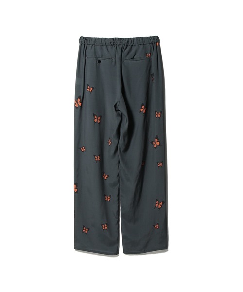 mando（マンド）の「mando / DADAIST BUTTERFLY PANTS《ESTNATION EXCLUSIVE》（その他パンツ・メンズ・ダークブラック/ライトホワイト・2/3）」の8枚目の写真