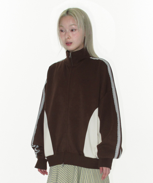 AMESWORLDWIDE(アメスワールドワイド)の「LACE TRACK ZIP-UP BROWN(その他アウター・レディース・その他・FREE)」の3枚目の写真
