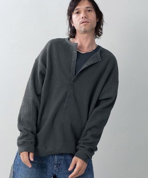 EGO TRIPPING（エゴトリッピング）の「mlt5724-Deepfront カットソー(666703)（Tシャツ/カットソー・メンズ・チャコール/ベージュ/ホワイト/ブラック・48/46）」の3枚目の写真