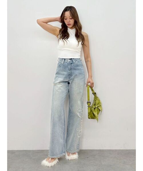 EVRIS(エヴリス)の「ラインストーンロゴバックスラッシュワイドデニムパンツ ハイウエスト(デニムパンツ・レディース・ライトブルー/ベージュ/ブラック・SMALL/MEDIUM)」の20枚目の写真