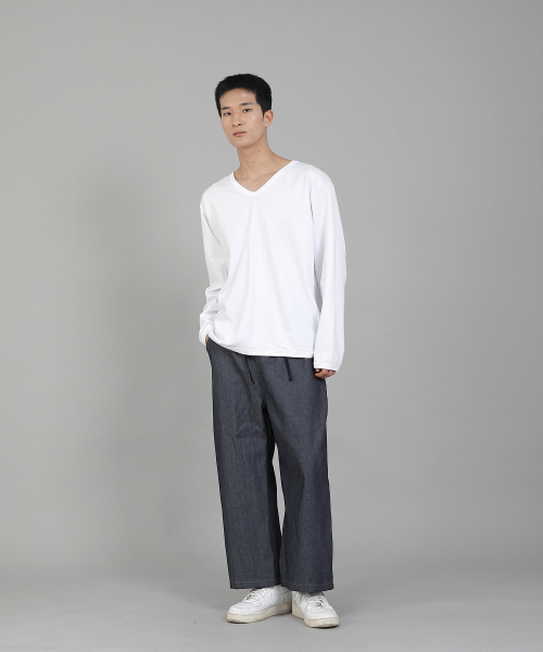 SAINTCREW（セントクルー）の「無地VネックスウェットシャツRVS-874ホワイト（スウェット・メンズ・その他・LARGE/MEDIUM/XX-LARGE/XXX-LARGE/XXXX-LARGE/X-LARGE）」の2枚目の写真