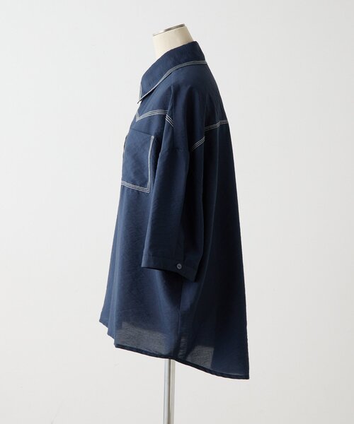 ear PAPILLONNER(イアパピヨネ)の「シアーデニムシャツ【SUM1 STYLE】(シャツ/ブラウス・レディース・ネイビー・FREE)」の13枚目の写真