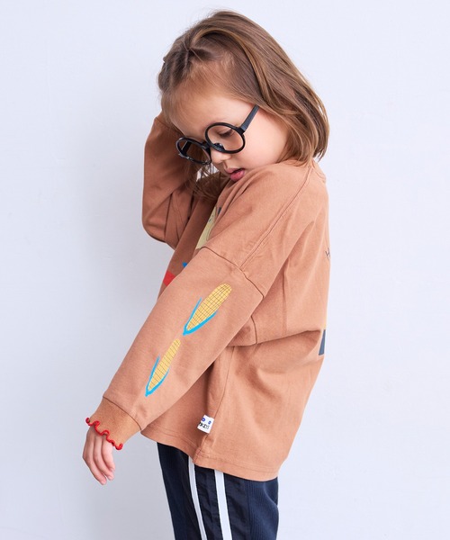 MARKEY'S(マーキーズ)の「袖リブビッグ長袖Tシャツ(Tシャツ/カットソー・キッズ・ブラウン/イエロー/クリーム/ライトピンク・150/90/100/110/80/140/130/120)」の17枚目の写真