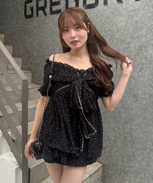 continuer de NICE CLAUP(コンティニューデナイスクラップ)の「ビッグリボンチュニックブラウス(シャツ/ブラウス・レディース・ドット/ブラック系その他/ホワイト系その他/アイボリー・FREE)」の1枚目の写真