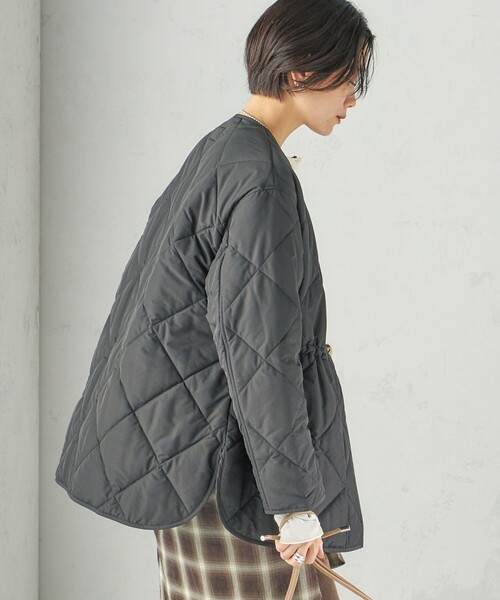 SHIPS(シップス)の「〈撥水加工/手洗い可能〉HEAT 中綿 キルティング ジップ ブルゾン(ブルゾン・レディース・ナチュラル/カーキ/ブラック・36/38)」の18枚目の写真