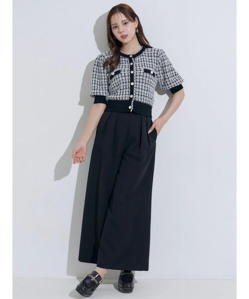 MERCURYDUO(マーキュリーデュオ)の「ベルト付タックフレアパンツ(その他パンツ・レディース・アイボリー/ブラック・MEDIUM/SMALL)」の7枚目の写真