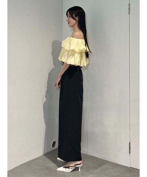 MERCURYDUO(マーキュリーデュオ)の「ベルト付タックフレアパンツ(その他パンツ・レディース・アイボリー/ブラック・MEDIUM/SMALL)」の21枚目の写真