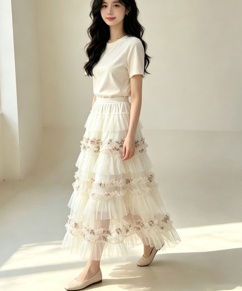 gossip!ロサンゼルス(ゴシップロサンゼルス)の「花柄チュールレイヤードティアードスカート ロングマキシ丈(スカート・レディース・オフホワイト・M)」の6枚目の写真