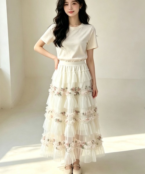 gossip!ロサンゼルス(ゴシップロサンゼルス)の「花柄チュールレイヤードティアードスカート ロングマキシ丈(スカート・レディース・オフホワイト・M)」の8枚目の写真