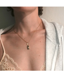 DENU（デヌ）の「Delicate Crystal Nameplate Necklace [Octagon]（ネックレス）」