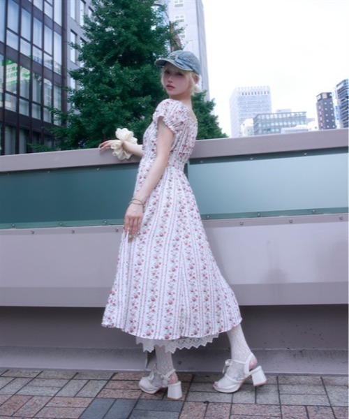 myu:loret（ミュウロレット）の「ストライプ花柄ワンピース（ワンピース・レディース・ホワイト/ピンク・FREE）」の5枚目の写真
