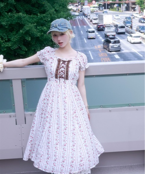 myu:loret（ミュウロレット）の「ストライプ花柄ワンピース（ワンピース・レディース・ホワイト/ピンク・FREE）」の6枚目の写真