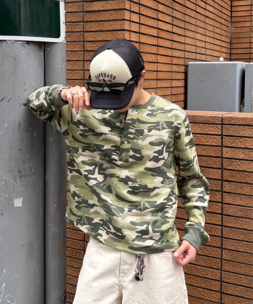 ADAMASTE(アダマスト)の「Camo Thermal Henry Neck L/S Tee - 迷彩サーマルヘンリーネックロングスリーブT(Tシャツ/カットソー・メンズ・ブラウン/ブラック/グリーン系その他2/グリーン系その他・SMALL/MEDIUM/LARGE)」の4枚目の写真