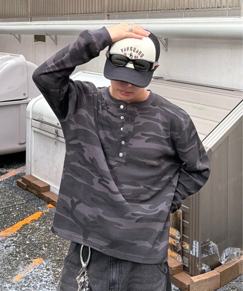 ADAMASTE(アダマスト)の「Camo Thermal Henry Neck L/S Tee - 迷彩サーマルヘンリーネックロングスリーブT(Tシャツ/カットソー・メンズ・ブラウン/ブラック/グリーン系その他2/グリーン系その他・SMALL/MEDIUM/LARGE)」の18枚目の写真