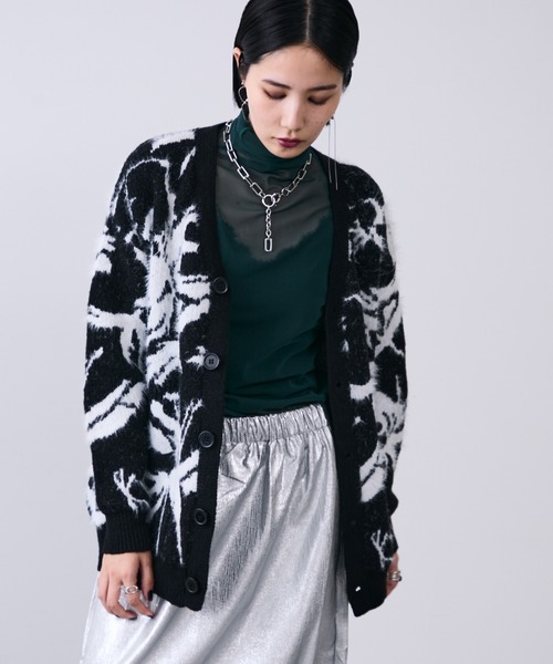MONOe(モノエ)の「モノクロ柄シャギーVネックカーディガン(カーディガン/ボレロ・レディース・ダークグレー・FREE)」の14枚目の写真