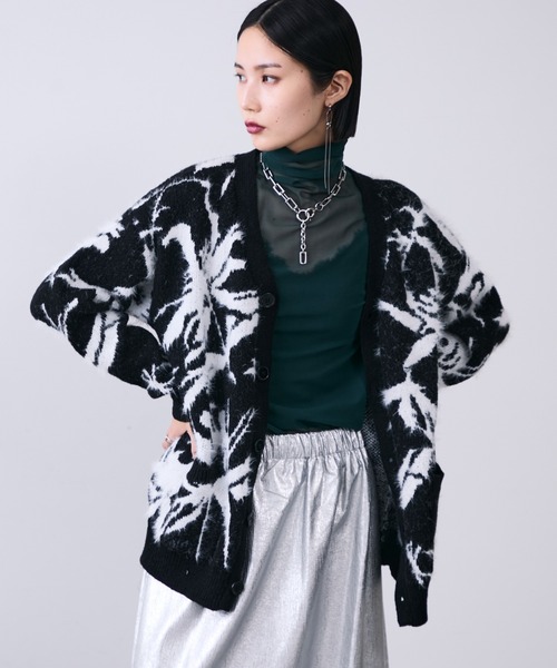 MONOe(モノエ)の「モノクロ柄シャギーVネックカーディガン(カーディガン/ボレロ・レディース・ダークグレー・FREE)」の15枚目の写真
