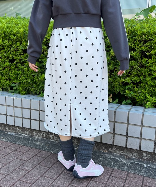 WC(ダブル シー)の「レーススウェットミドルスカート(スカート・レディース・グレー/ホワイト・FREE)」の4枚目の写真