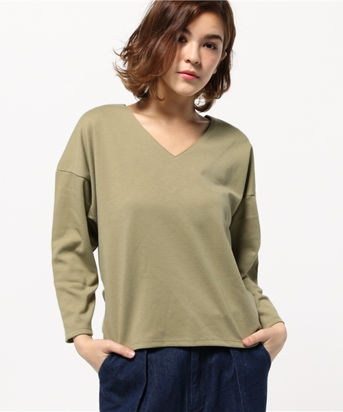 FREE'S MART(フリーズマート)の「前後Vネックドルマンカットソー(Tシャツ/カットソー・レディース・カーキ/ネイビー/グレー/ホワイト系その他・FREE)」の4枚目の写真