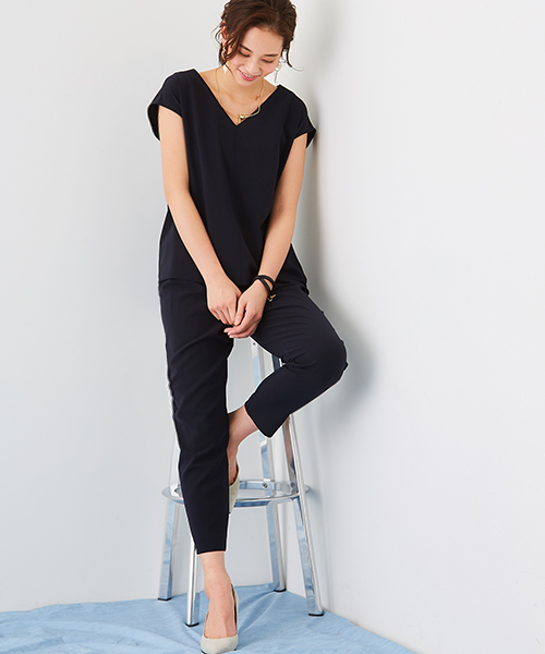 STUDIOUS（ステュディオス）の「【WEB限定】STUDIOUS バックフレアーサッシュブラウス（シャツ/ブラウス・レディース・ネイビー/ライトグレー・FREE）」の4枚目の写真