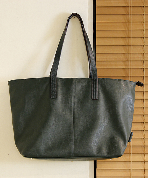 Un coeur（アンクール）の「【UCR/ユーシーアール】COLORS トート 311285（トートバッグ・メンズ・ブラック/ネイビー/グレー/ブラウン/カーキ/イエロー・FREE）」の22枚目の写真