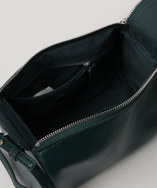 YAHKI（ヤーキ）の「[WEB限定]YAHKI / ジップショルダーバッグ（ショルダーバッグ・レディース・ダークグリーン/ブラック/グレー・FREE）」の7枚目の写真