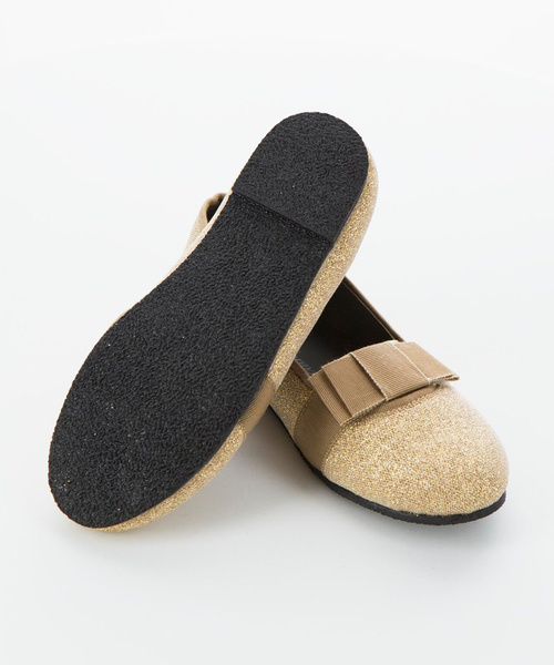 Catherine Cottage（キャサリンコテージ）の「リボン付グリッターフラットシューズ（ドレスシューズ・キッズ・シルバー/ゴールド・18/17/16/19）」の6枚目の写真