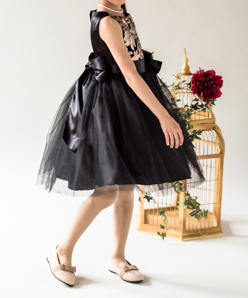 Catherine Cottage（キャサリンコテージ）の「リボン付グリッターフラットシューズ（ドレスシューズ・キッズ・シルバー/ゴールド・18/17/16/19）」の9枚目の写真